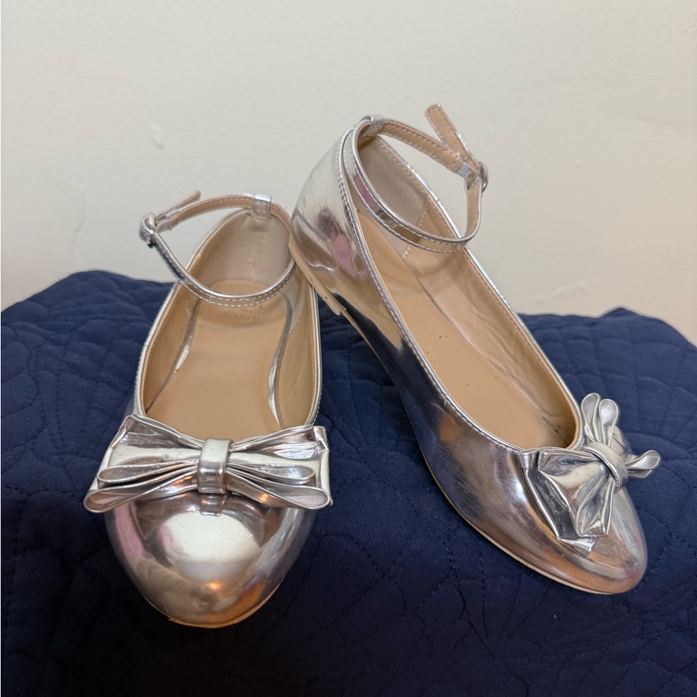 Janie and Jack Silver Metallic Bow Ballet Flats | Girls Size 13 Little Kids